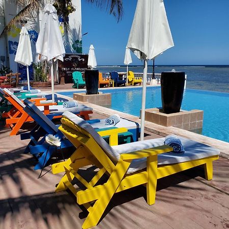 カーサ アルマレンゾ ベッド アンド ブレックファースト リゾート Bolinao エクステリア 写真